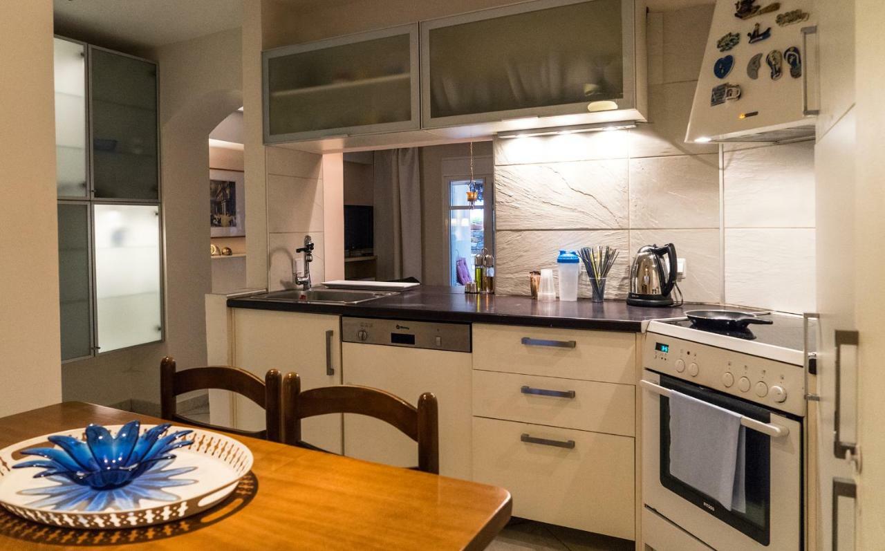 Lovely Apartm.Near Airport Kardia Екстер'єр фото